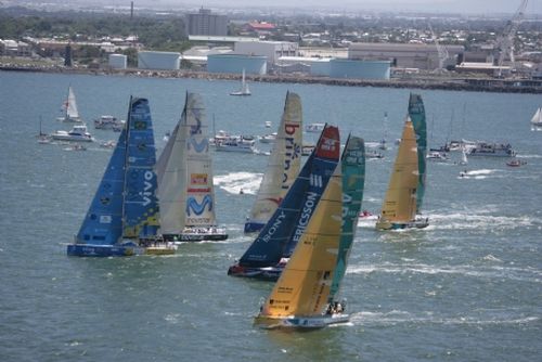 Os barcos se alinham e o Brasil 1 larga na frente (foto: Divulgação/ VOR)