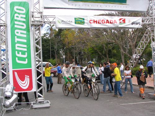 Chegada em 2005  em Poços de Caldas (foto: Cristina Degani/ www.webventure.com.br)