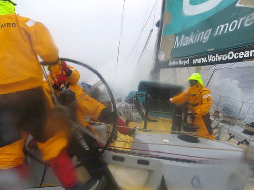 Tripulação do ABN Amro 1 sofreu com a passagem pelo Horn  mas agora está sem vento (foto: Divulgação/ VOR)