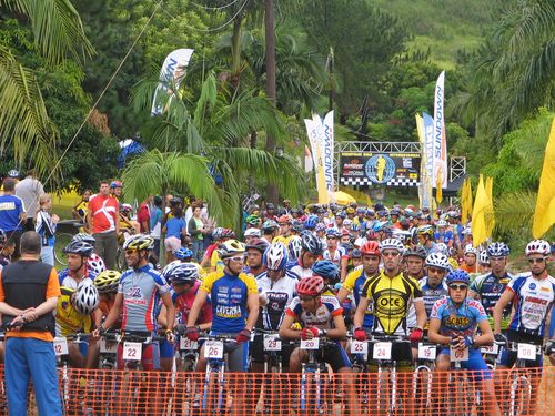 Largada da primeira etapa do Interestadual (foto: Amigos da Bike/ www.amigosdabike.com.br)