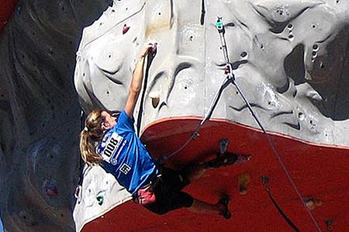 Janine Cardoso é a primeira brasileira em uma semifinal da Copa do Mundo de Escalada (foto: Alexandre Silva)