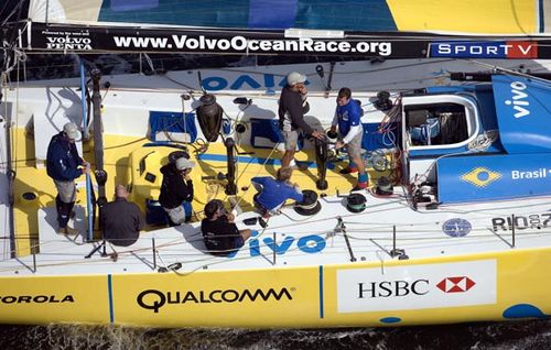 Brasil 1 deixa a Baía de Chesapeake (foto: Divulgação/ VOR)