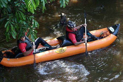 Canoagem na primeira etapa do Adventure Camp 2006 (foto: Divulgação)