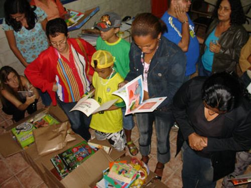 Ação Social criou bibliotecas em cidades da Bahia (foto: Divulgação/ Instituto Brasil Solidário)