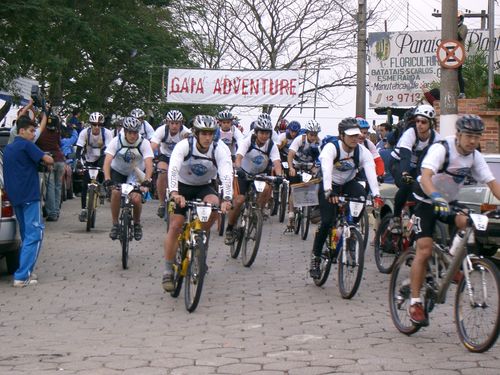 Largada do Gaia Adventure em Igaratá (foto: Cristina Degani/ www.webventure.com.br)