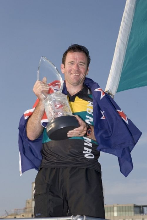 Mike Sanderson participa de regata na França (foto: Divulgação/ Team ABN Amro)