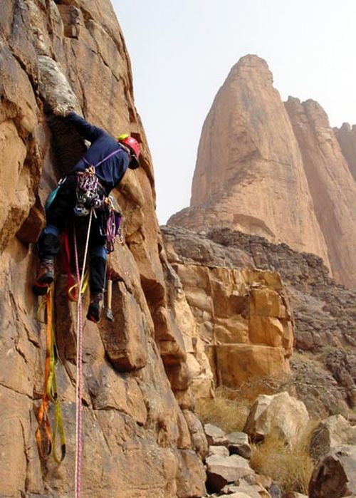 Eliseu na escalada na África (foto: Divulgação)