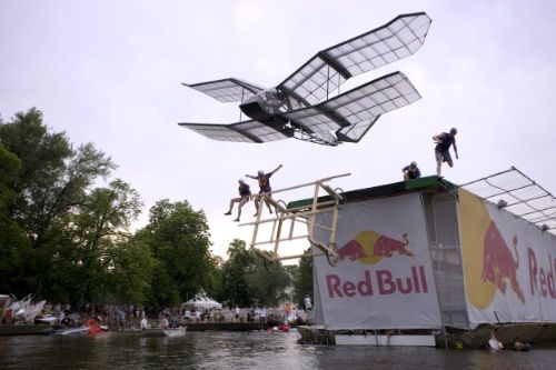 Red Bull Flugtag pelo mundo (foto: Divulgação)