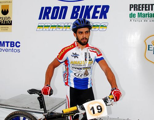 Gilberto Góes é campeão do Iron Biker 2006 (foto: Danilo Belmonte/ www.webventure.com.br)