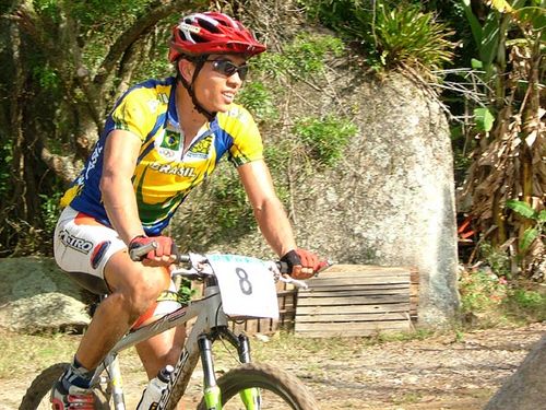 Fui atropelado por uma Barra forte  lamentou Edivando (foto: Amigos da Bike)