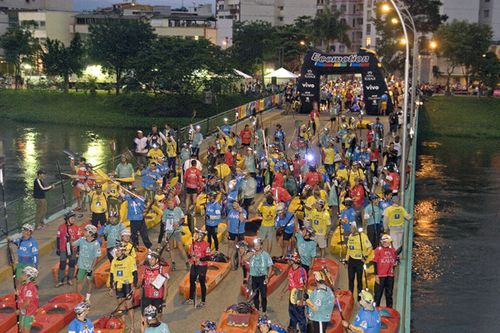 Equipes se concentram antes da largada em Resende (foto: Divulgação/ Ale Socci)