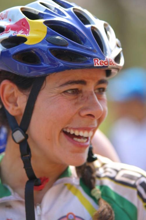 A biker e esquiadora Jaqueline Mourão (foto: PPPress)