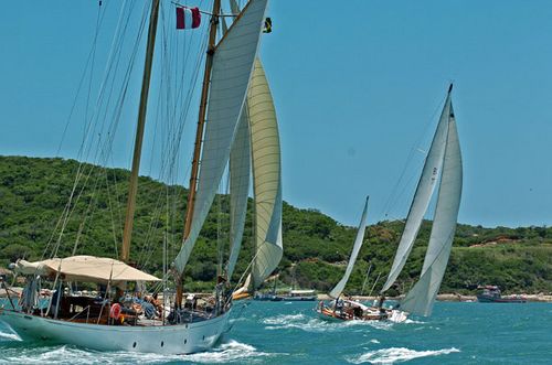 Regata reuniu nove embarcações (foto: Divulgação/ Hector Etchebaster)