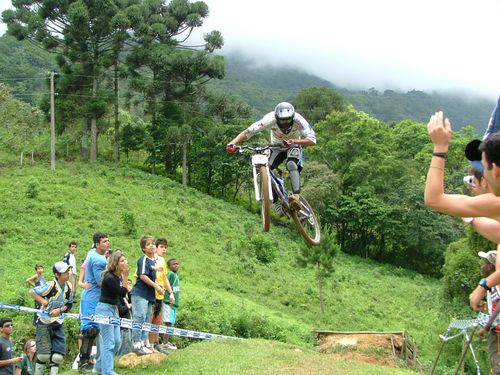 Wallace no Paulista de Downhill (foto: Amigos da Bike)