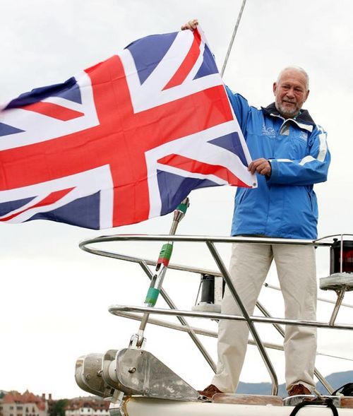 Sir Robin teve problemas com o piloto automático e precisou retornar a Fremantle (foto: onEdition/ 5 Oceans)