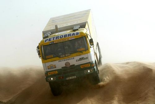 Azevedo teve seu melhor resultado até hoje no Dakar (foto: Maindru/ Divulgação)