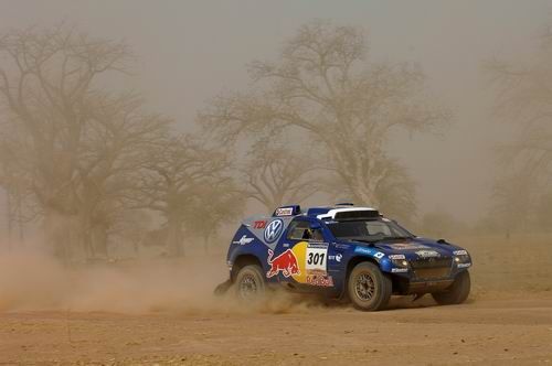 De Villiers volta a vencer no Dakar (foto: Volkswagen)