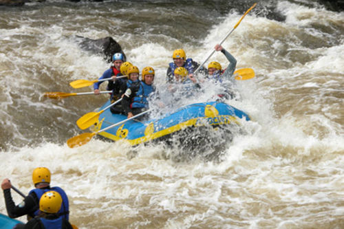 Após virada do bote  estudante ficou desaparecida por mais de 48h (foto: Divulgação/ Rio das Antas Turismo)