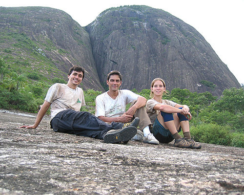 Yuri  André e Kika  após a escalada (foto: Yuri Berezovoy)