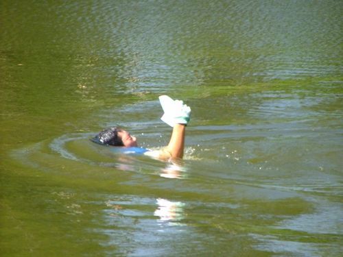 Prova teve até passagens pela água (foto: Divulgação)