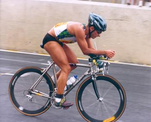 Ciclistas disputam a ultima etapa da Copa (foto: Tião Moreira)