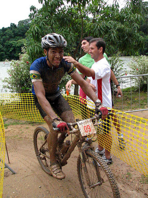 Daniel Resende luta pelo título (foto: Thiago Padovanni/ www.webventure.com.br)