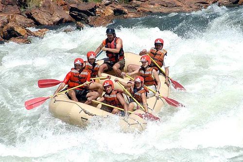 As corredeiras do Rio Novo garantem muita adrenalina (foto: Victor Andrade)