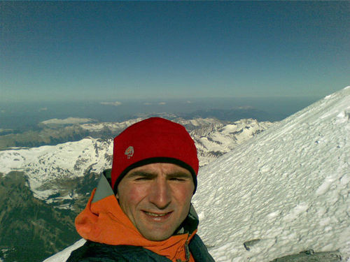 Ueli Steck  antigo recordista na face norte do Eiger (foto: Divulgação)