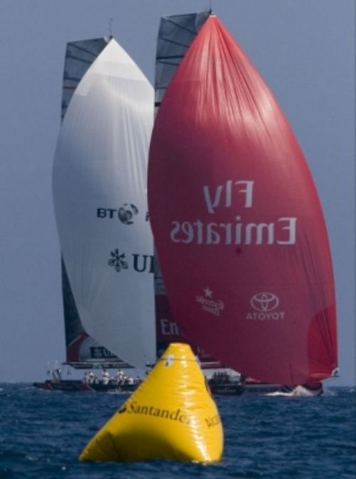 Alinghi conquistou três vitórias consecutivas na competição (foto: ACM 2007/ Vicent Bosch )