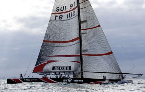 Alinghi foi o campeão da 32ª edição da America´s Cup (foto: Th.Martinez/ Alinghi)