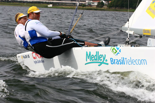 A estréia do barco novo em competições terá que ser adiada (foto: Douglas Moreiar/ ZDL)