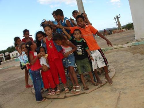 Alunos da Escola Municipal Alto Alegre (foto: Instituto Brasil Solidário)