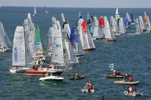 Mini Transat começou no dia 18/09  na França (foto: Divulgação)