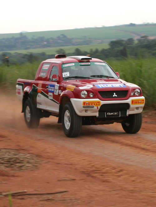 Bibas e Cavassin são os campeões (foto: Thiago Padovanni/ www.webventure.com.br)