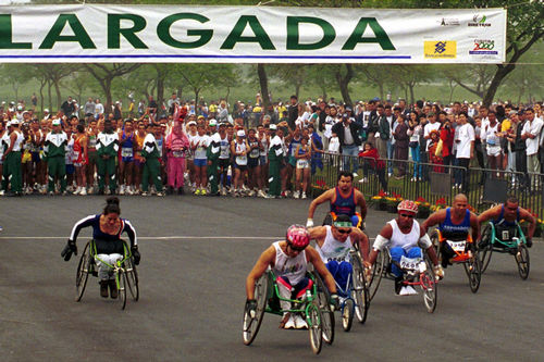 A categoria Wheelchair é muito veloz nos 42 2 Km (foto: )