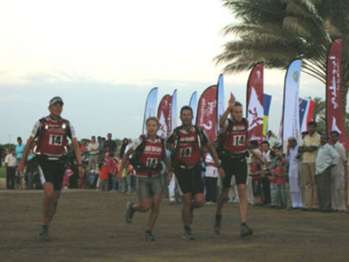 Times encaram calor no deserto (foto: Divulgação/ Abu Dhabi Challenge)