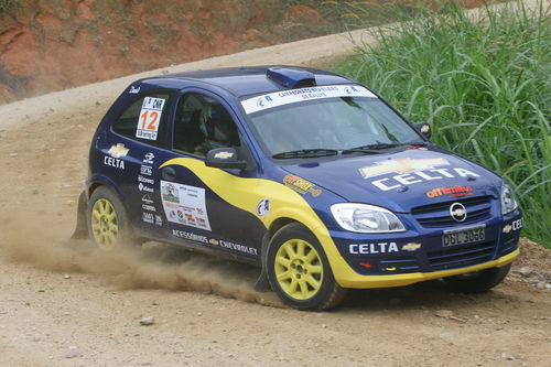 Cinco carros estarão disponíveis para venda (foto: Divulgação)