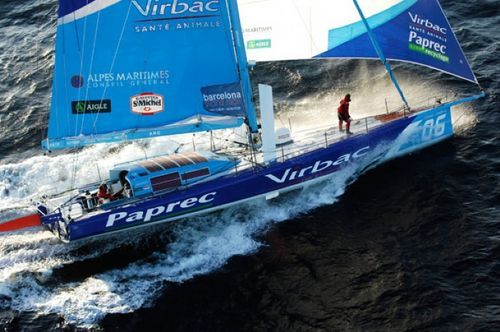 Velejadores ficaram 93 dias no oceano (foto: Divulgação/ Barcelona World Race)