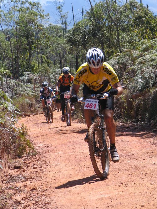 Serão 34 quilômetros de terra batida e single tracks (foto: Divulgação)