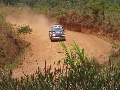 Canastra exige muita técnica dos pilotos; na foto  a etapa da Copa Dunas realizada no local em 99 (foto: Gustavo Mansur / Arquivo Webventure)