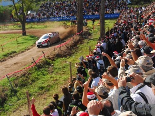 Rali começou na sexta e vai até domingo. (foto: Divulgação)