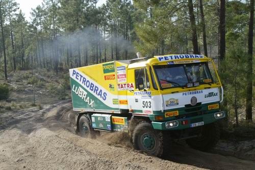 Experiência dos brasileiros na neve se resume ao início das provas do Dakar. (foto: Maindru/Divulgação)