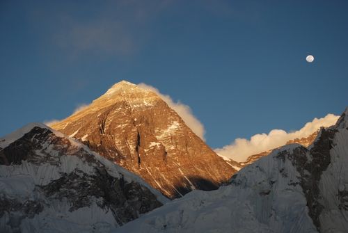 Everest é a montanha mais alta do mundo (foto: Arquivo pessoal/ Rodrigo Raineri)