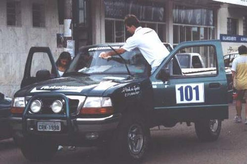 Ford Ranger pronta para a largada (foto: Franklin Andrade)