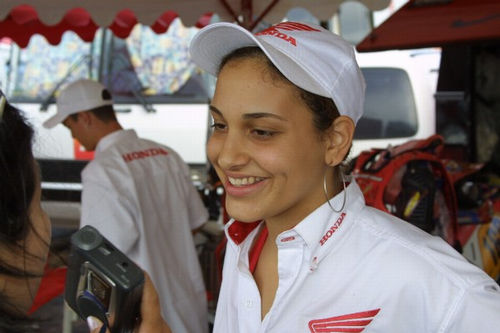 Para Mariana Balbi  ingressar no motocross foi natural  é de família. (foto: André Chaco)