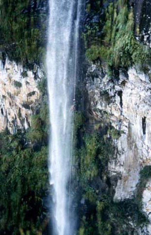 Cachoeira do Avencal (foto: Divulgação)