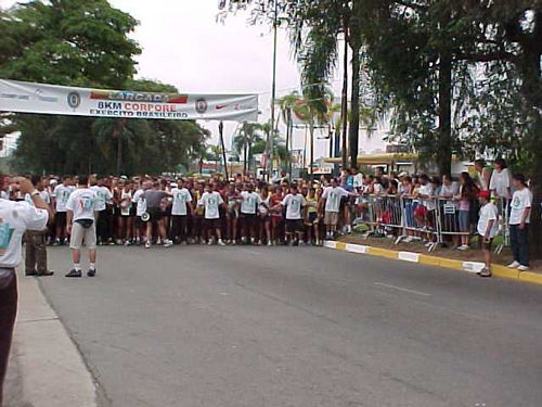 O número de participantes cresceu 30% em 2002 (foto: Raquel Machado)