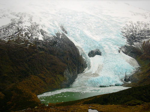 Língua de um dos glaciares do Monte Sarmiento. (foto: Monica Schmiedt)