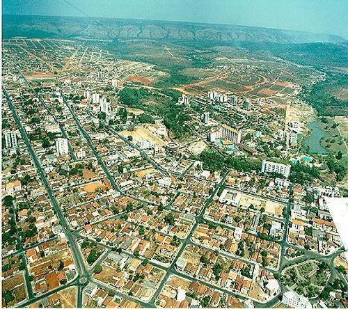 Vista aérea da cidade de Caldas Novas. (foto: Divulgação.)