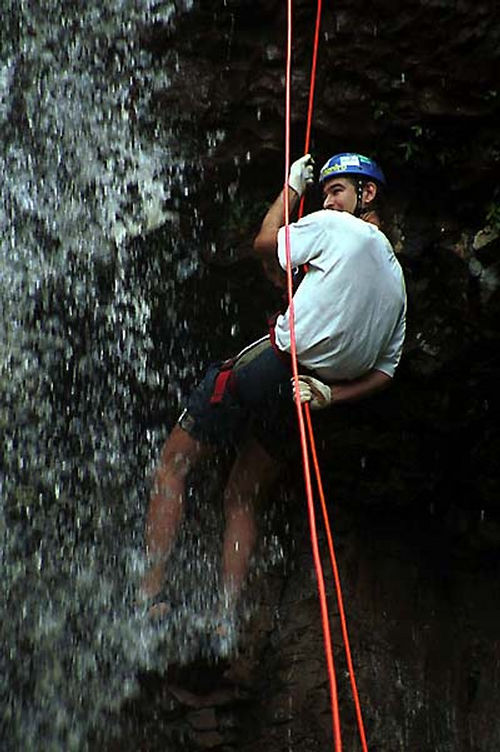 Cascanding ou cachoeirosmo? (foto: Arquivo Webventure)